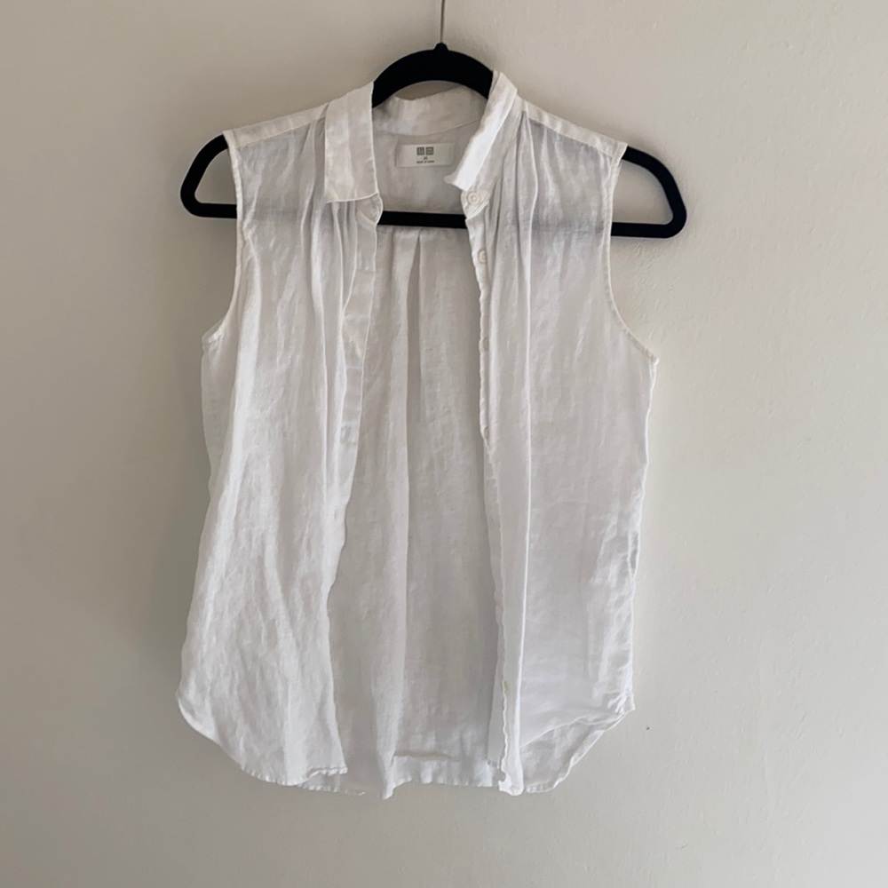 Uniqlo white linen button down top